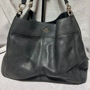 Classic Coach Shoulder Bag